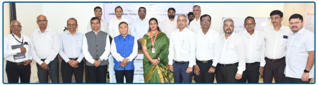 Logistics Industry, Federation of Freight Forwarders' Associations in India, FFFAI, Maritime News, India, Skill Development Center, Dronagiri. D.S. Garbyal IRS, Commissioner of Customs, Nhava Sheva, Dr. Minakshi Vijayant Gupta, Dushyant Mulani, Chairman, Shankar Shinde, Dr. Pramod Sant, Director General, Uran Education Society’s College of Management and Technology 001