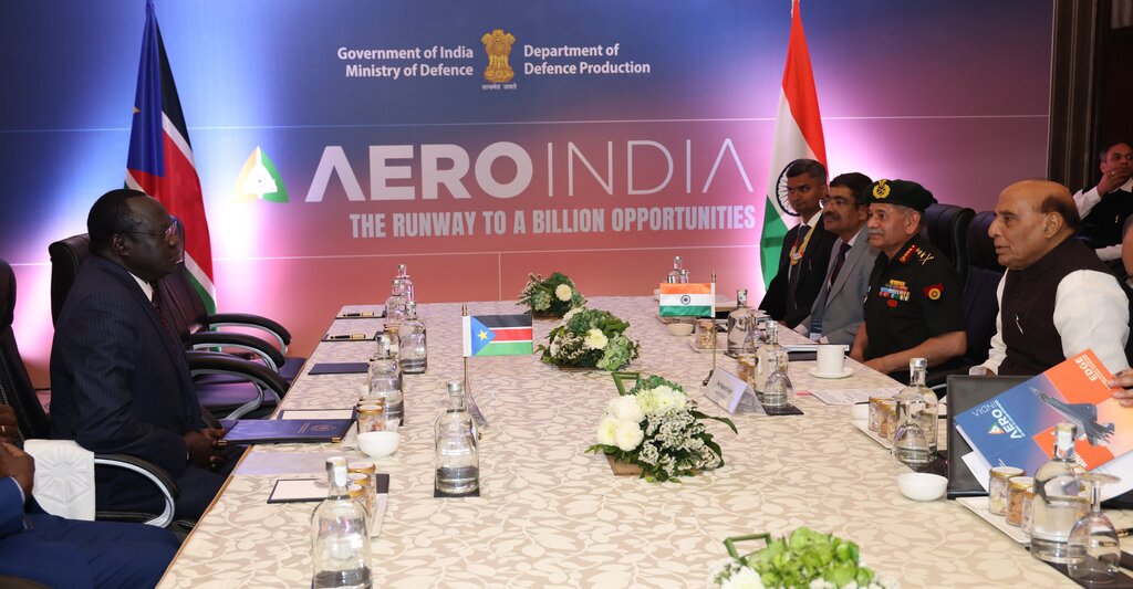 Maritime News India Raksha Mantri Rajnath Singh Maritime Domain Awareness Exclusive Economic Zones Republic of Fiji Pio Tikoduadua South Sudan Lt Gen Chol Thon J Balok 001