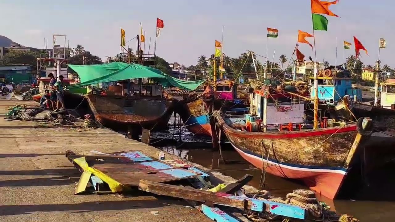 Fishing vessels at a Maharashtra fishing harbour where rising diesel prices have prompted demands for retail fuel pricing Maritime News